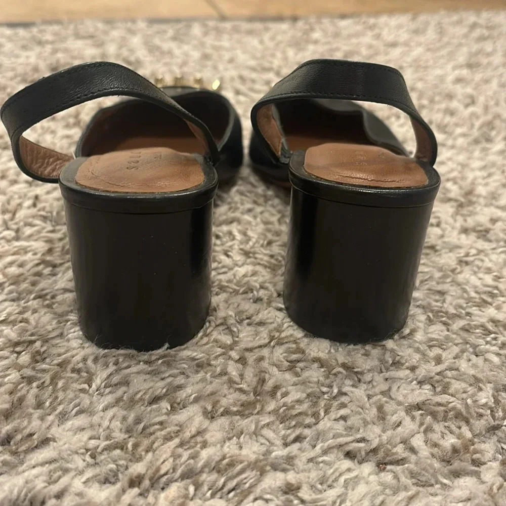 Sandro Linette Decorative Toe Leather Sandals - Picture 6 of 7